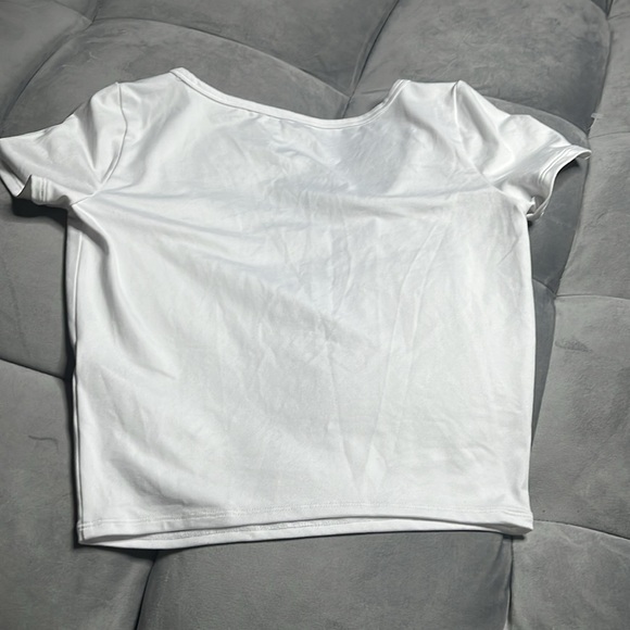 Hollister White Scoop Neck Women's Top size small - Picture 5 of 6